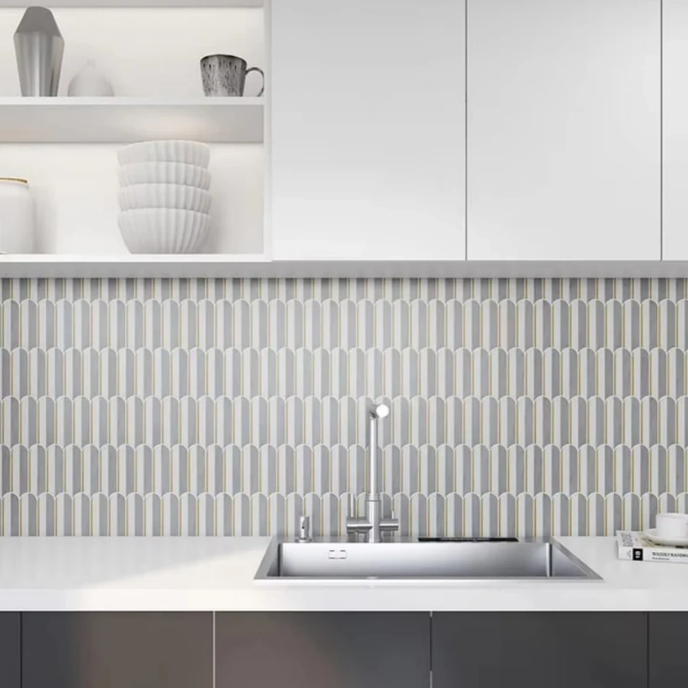 Irregular Waterjet Marble and Brass White Polished Mosaic Tile 